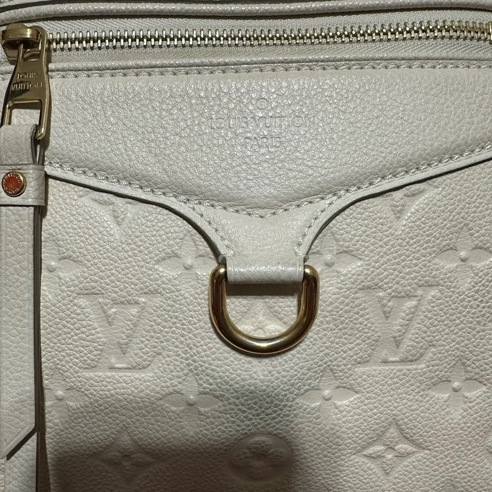 LOUIS VUITTON ❤️🌟SP4130 CREAM EMPREINTE LUMINEUSE TOTE BAG W/ LONG STRAP ⭐️ - Picture 2 of 15